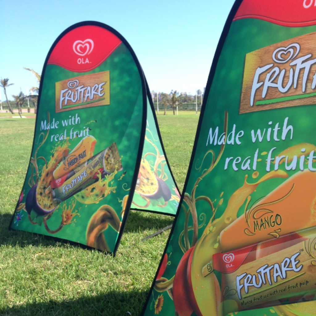 Pop-up banners and pull-ups